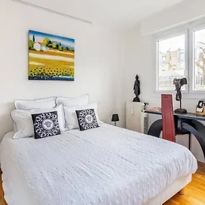 Private Bedrooms Near Eiffel Tower Séjour chez l'habitant